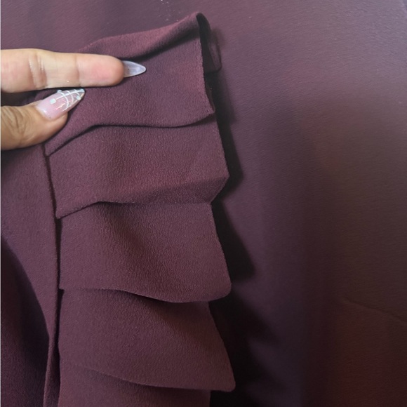 J. Jill Deep Burgundy Apparel pleated hem blouse 3/4 sleeve ruffle hem size xs - Picture 4 of 5